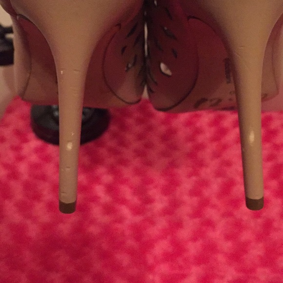 Charles By Charles David Open Toe Bootie - Picture 7 of 7